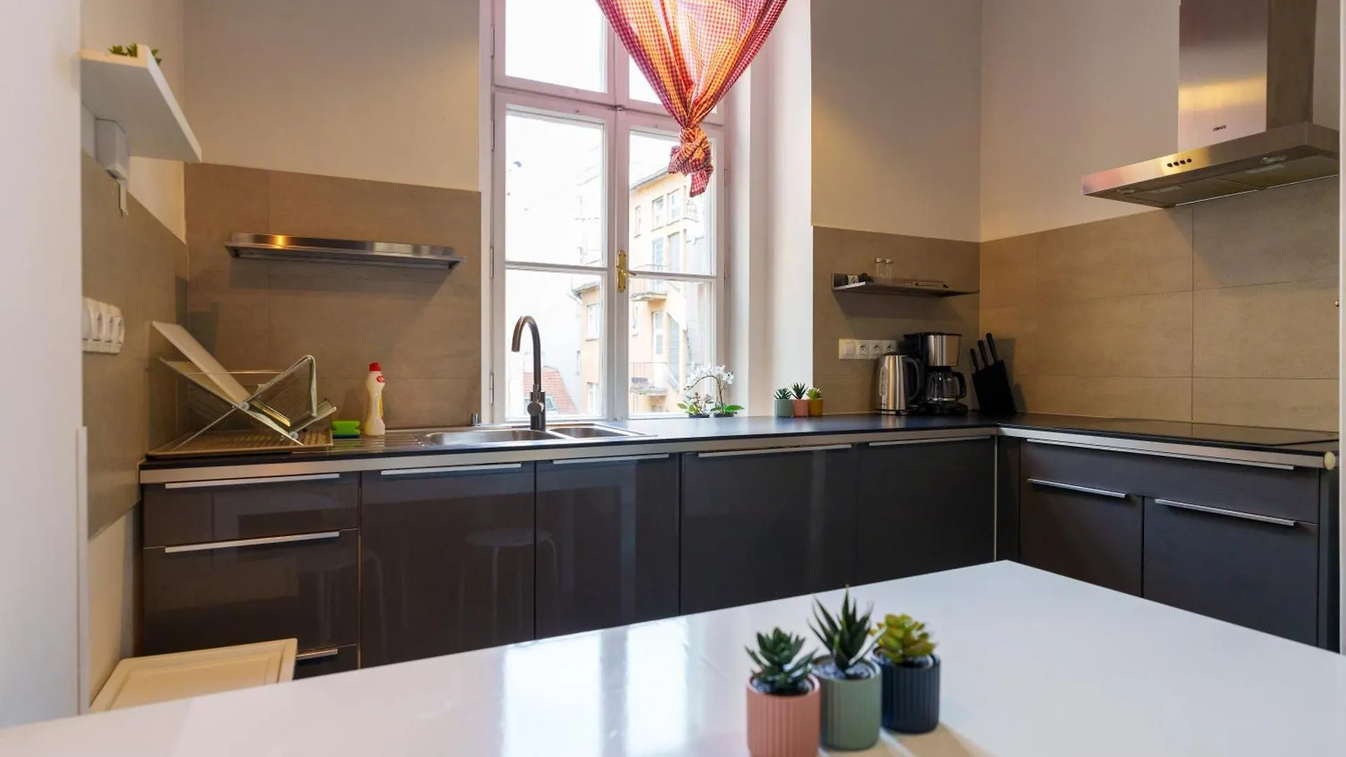 Stay Praha Apartment - New Open! 0*, Prague