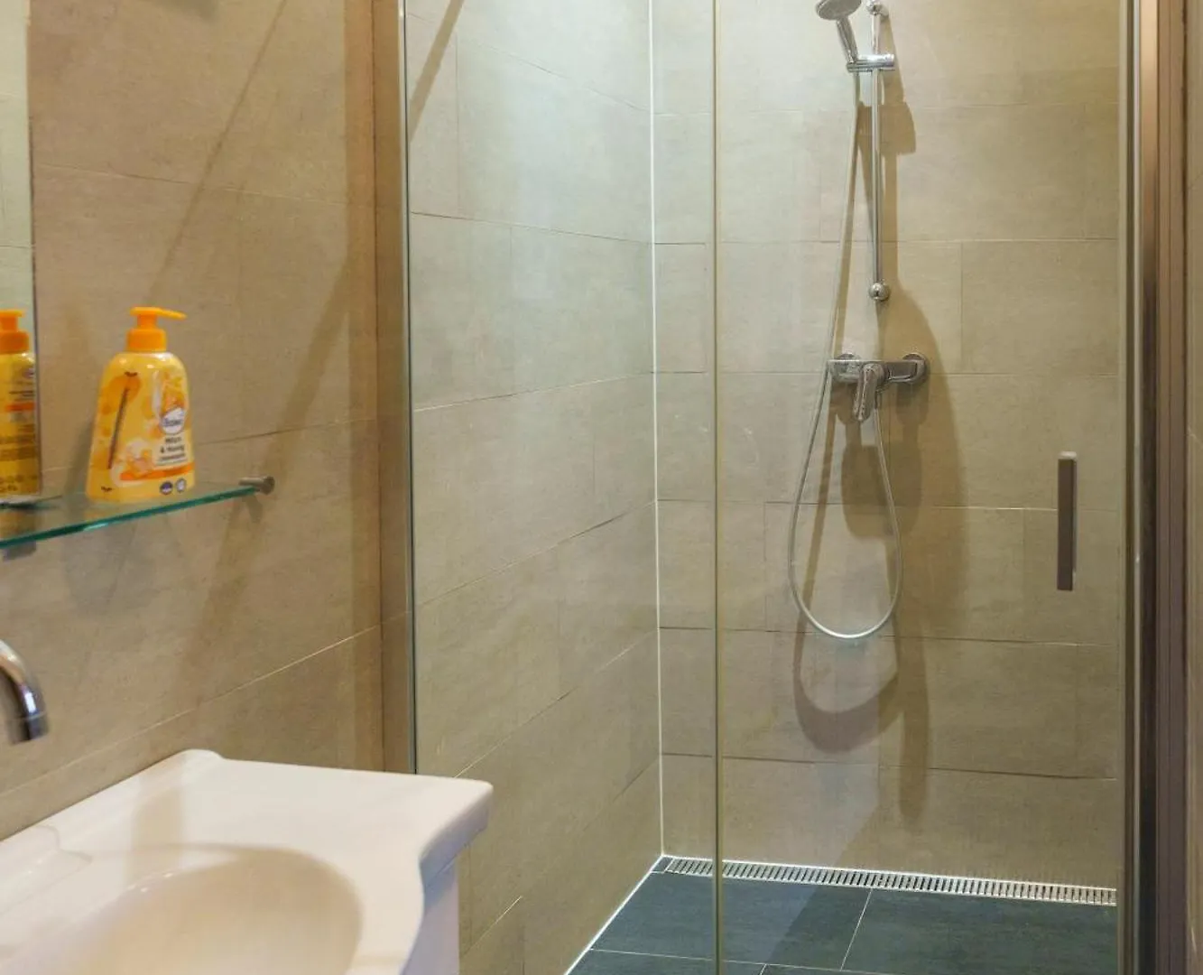 Stay Praha Apartment - New Open! 0*, Prague Czech Republic